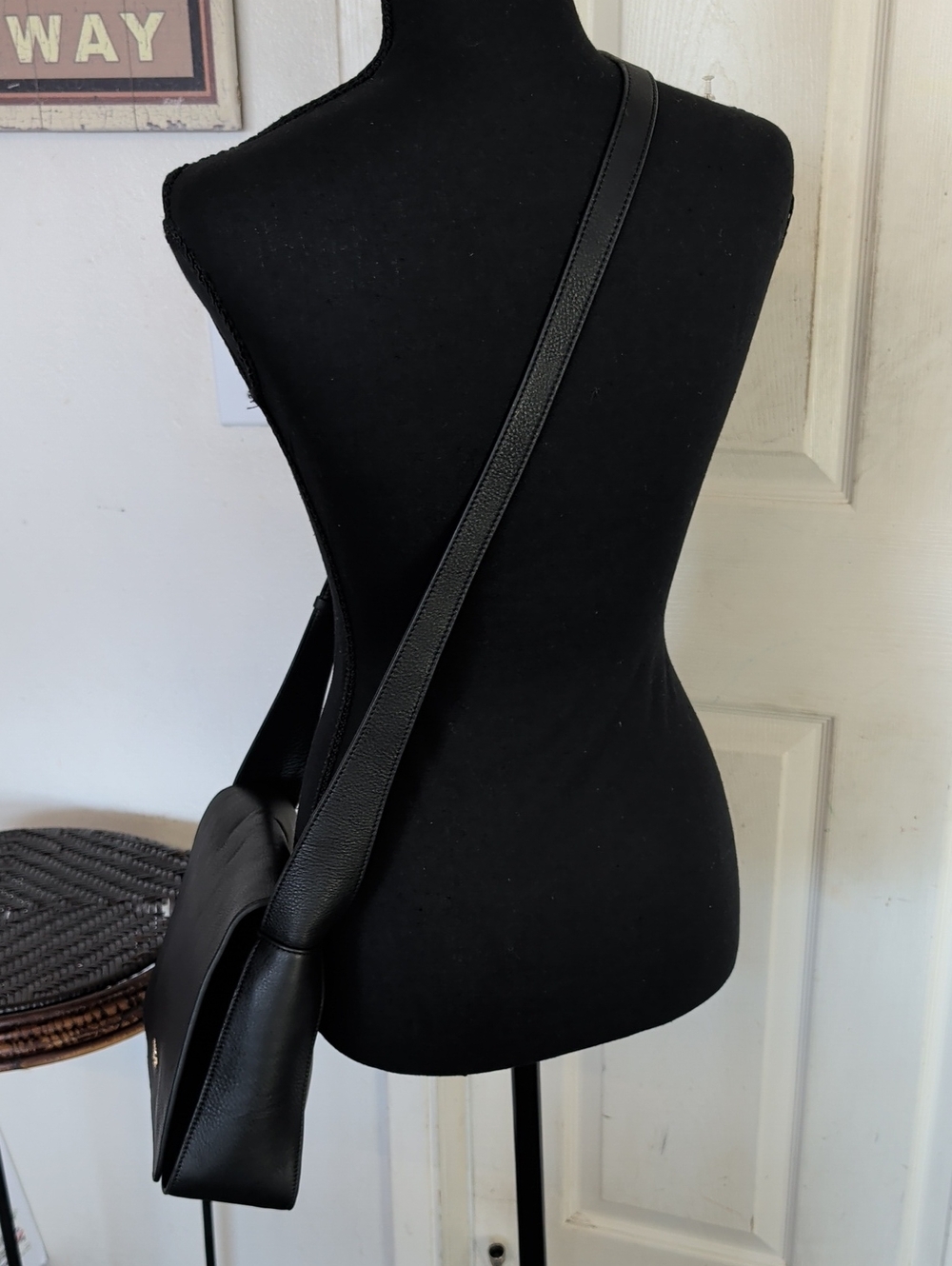 Radley London Flapover Crossbody Bag Pebbled Leather Black Long Strap - Picture 6 of 16